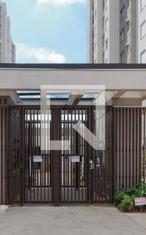Apartamento para alugar com 44m², 2 quartos e sem vaga Apartamento para alugar com 44m², 2 quartos e sem vagaFachada