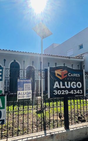 Casa para alugar com 161m², 3 quartos e 3 vagas