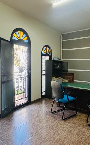 Casa para alugar com 161m², 3 quartos e 3 vagas