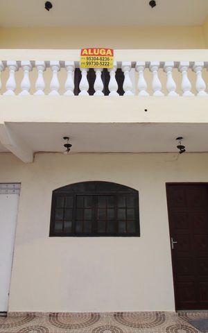 Casa para alugar com 100m², 2 quartos e 1 vagaFachada