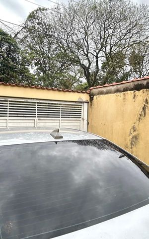 Casa para alugar com 138m², 3 quartos e 2 vagas Casa para alugar com 138m², 3 quartos e 2 vagasQuintal e Garagem