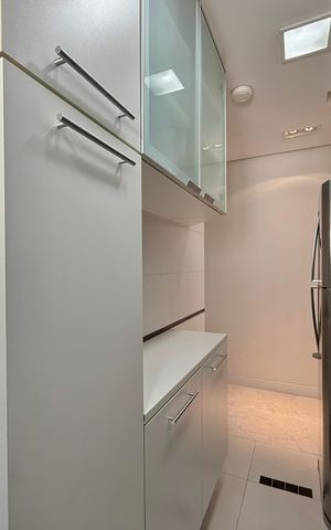 Apartamento para alugar com 117m², 2 quartos e 1 vaga Apartamento para alugar com 117m², 2 quartos e 1 vagaCozinha