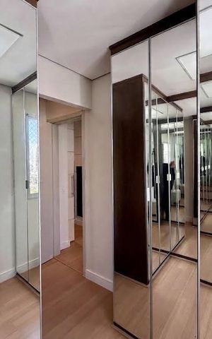 Apartamento para alugar com 117m², 2 quartos e 1 vaga Apartamento para alugar com 117m², 2 quartos e 1 vagaCloset Suíte