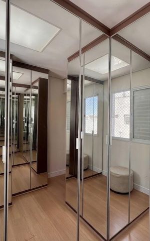 Apartamento para alugar com 117m², 2 quartos e 1 vaga Apartamento para alugar com 117m², 2 quartos e 1 vagaCloset Suíte