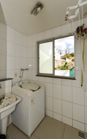 Apartamento à venda com 76m², 3 quartos e 2 vagas Apartamento à venda com 76m², 3 quartos e 2 vagasÁrea de Serviço