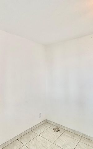 Apartamento para alugar com 48m², 2 quartos e 1 vaga Apartamento para alugar com 48m², 2 quartos e 1 vagaSala