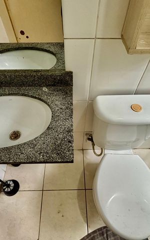 Apartamento para alugar com 48m², 2 quartos e 1 vaga Apartamento para alugar com 48m², 2 quartos e 1 vagaBanheiro