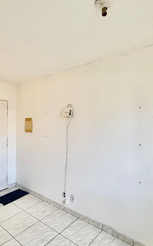 Apartamento para alugar com 48m², 2 quartos e 1 vaga Apartamento para alugar com 48m², 2 quartos e 1 vagaSala