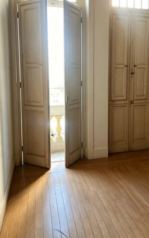 Casa para alugar com 180m², 5 quartos e sem vagaQuarto