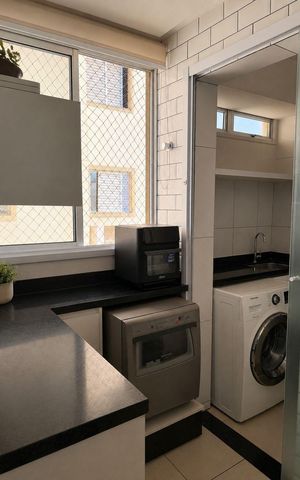 Apartamento à venda com 93m², 3 quartos e 2 vagasÁrea de serviço