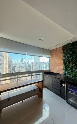Apartamento à venda com 93m², 3 quartos e 2 vagasVaranda