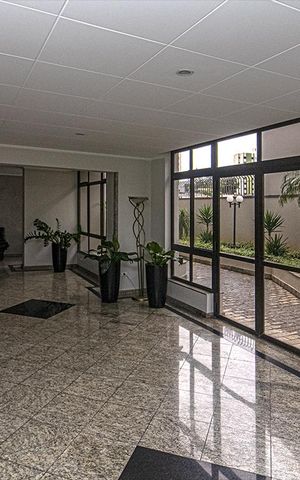 Apartamento à venda com 104m², 3 quartos e 2 vagas Apartamento à venda com 104m², 3 quartos e 2 vagashall de entrada_4