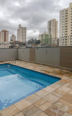 Apartamento à venda com 104m², 3 quartos e 2 vagas Apartamento à venda com 104m², 3 quartos e 2 vagaspiscina_2