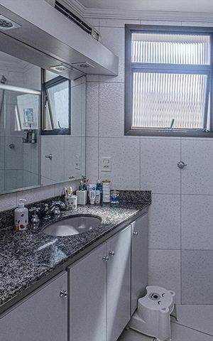 Apartamento à venda com 104m², 3 quartos e 2 vagas Apartamento à venda com 104m², 3 quartos e 2 vagasbanheiro na suíte_2