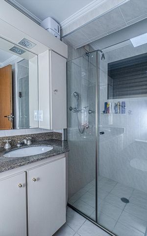 Apartamento à venda com 104m², 3 quartos e 2 vagas Apartamento à venda com 104m², 3 quartos e 2 vagasbanheiro social_2