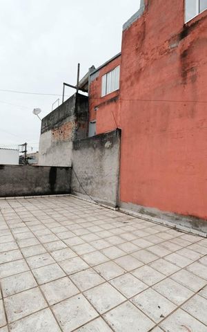 Casa para alugar com 160m², 1 quarto e sem vagaÁrea externa