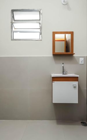 Casa à venda com 113m², 2 quartos e 1 vagaBanheiro