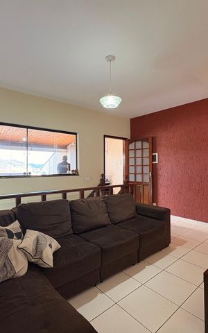 Casa à venda com 203m², 2 quartos e 2 vagas Casa à venda com 203m², 2 quartos e 2 vagasSala de tv