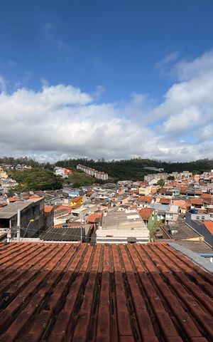 Casa à venda com 203m², 2 quartos e 2 vagas Casa à venda com 203m², 2 quartos e 2 vagasVista