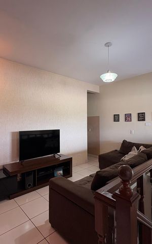 Casa à venda com 203m², 2 quartos e 2 vagas Casa à venda com 203m², 2 quartos e 2 vagasSala de tv