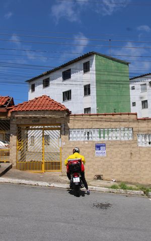Apartamento para alugar com 43m², 2 quartos e 1 vagaFachada