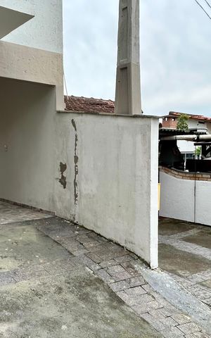 Casa para alugar com 60m², 2 quartos e 1 vaga Casa para alugar com 60m², 2 quartos e 1 vagaGaragem