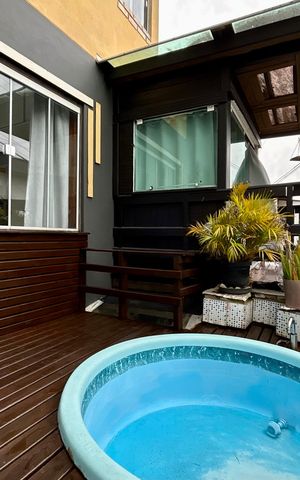 Casa para alugar com 60m², 2 quartos e 1 vaga Casa para alugar com 60m², 2 quartos e 1 vagaPiscina