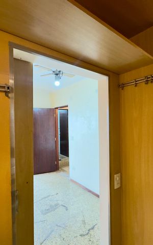 Casa para alugar com 180m², 3 quartos e 3 vagas Casa para alugar com 180m², 3 quartos e 3 vagasCloset quarto 1