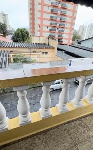 Casa para alugar com 180m², 3 quartos e 3 vagas Casa para alugar com 180m², 3 quartos e 3 vagasSacada quarto 3