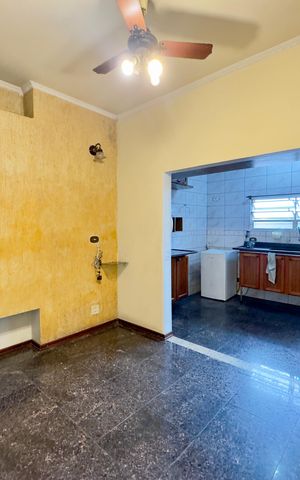 Casa para alugar com 180m², 3 quartos e 3 vagas Casa para alugar com 180m², 3 quartos e 3 vagasSala de Jantar