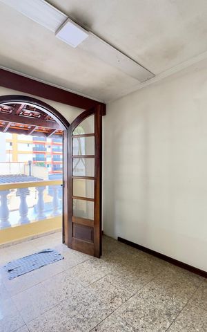 Casa para alugar com 180m², 3 quartos e 3 vagas Casa para alugar com 180m², 3 quartos e 3 vagasQuarto 3