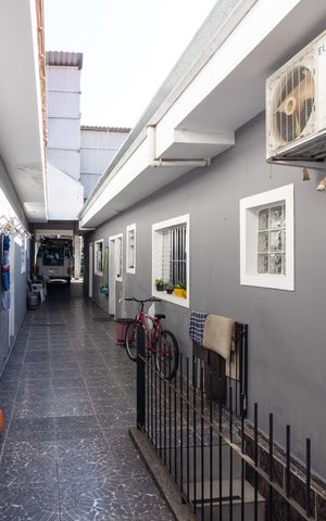 Casa à venda com 378m², 5 quartos e 3 vagasQuintal