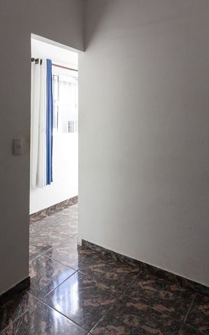 Casa à venda com 378m², 5 quartos e 3 vagasQuarto 1 Casa 2