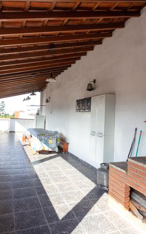 Casa à venda com 378m², 5 quartos e 3 vagasÁrea gourmet