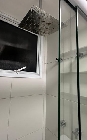 Apartamento para alugar com 69m², 2 quartos e 1 vaga Apartamento para alugar com 69m², 2 quartos e 1 vagaBanheiro da Suíte