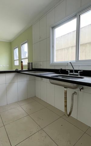 Casa à venda com 164m², 3 quartos e 3 vagasCozinha
