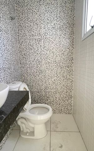 Casa à venda com 164m², 3 quartos e 3 vagasBanheiro 3