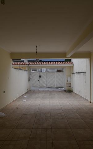 Casa para alugar com 164m², 3 quartos e 3 vagasGARAGEM