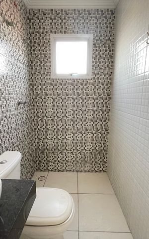 Casa à venda com 164m², 3 quartos e 3 vagasBanheiro 1