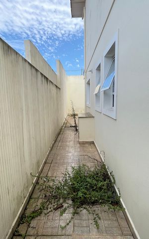 Casa à venda com 164m², 3 quartos e 3 vagasQuintal