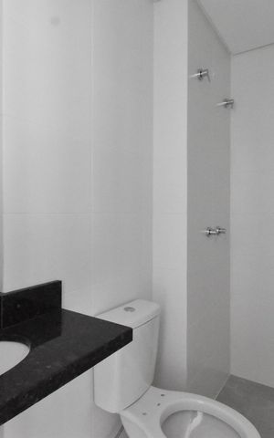 Apartamento à venda com 60m², 1 quarto e sem vagaBanheiro da Suíte
