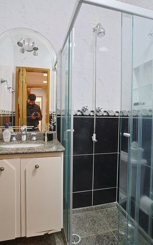 Apartamento à venda com 120m², 3 quartos e 2 vagasBanheiro