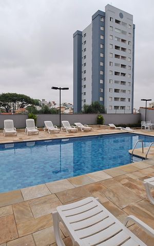 Apartamento à venda com 120m², 3 quartos e 2 vagasÁrea comum - Piscina