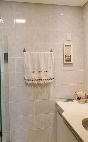 Apartamento à venda com 64m², 2 quartos e 1 vaga Apartamento à venda com 64m², 2 quartos e 1 vagaBanheiro