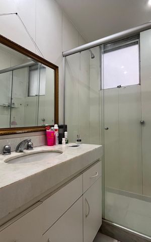 Apartamento para alugar com 80m², 2 quartos e 1 vaga Apartamento para alugar com 80m², 2 quartos e 1 vagaBanheiro da Suíte