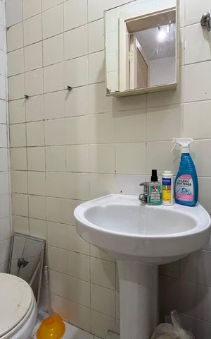 Apartamento para alugar com 80m², 2 quartos e 1 vaga Apartamento para alugar com 80m², 2 quartos e 1 vagaBanheiro de serviço