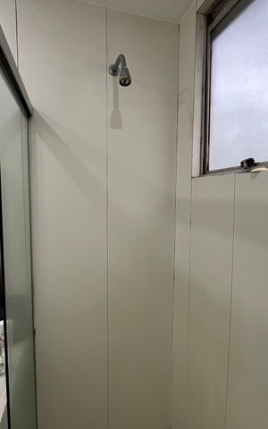Apartamento para alugar com 80m², 2 quartos e 1 vaga Apartamento para alugar com 80m², 2 quartos e 1 vagaBanheiro da Suíte