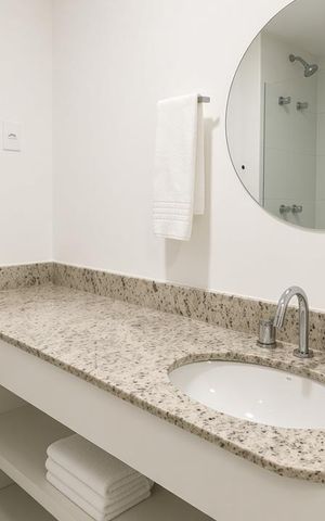 Studio para alugar com 28m², 1 quarto e sem vaga Studio para alugar com 28m², 1 quarto e sem vagaBanheiro