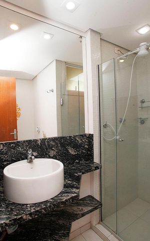 Apartamento para alugar com 54m², 2 quartos e sem vagaBanheiro