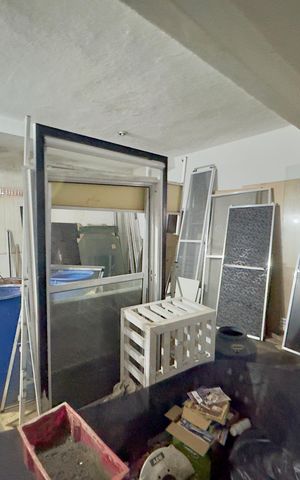 Casa para alugar com 1200m², 4 quartos e 10 vagas Casa para alugar com 1200m², 4 quartos e 10 vagasQuarto 2 casa 2